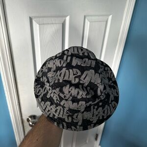 Supreme Black and Gray Patterned Bucket Hat
